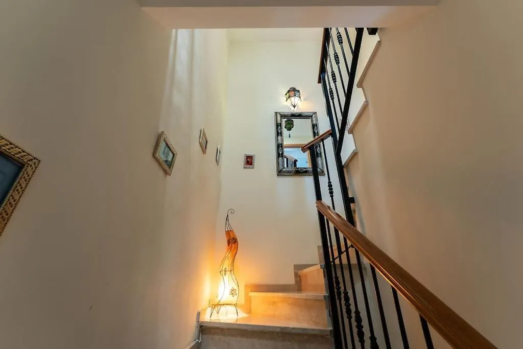 Casa Ronda Monumental - Minirutas A Pie Al Casco Historico Villa